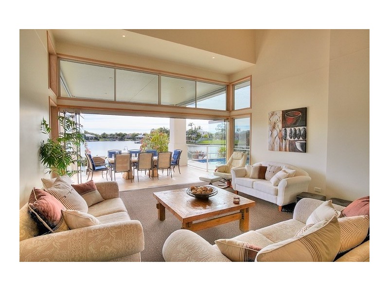 67 Shorehaven Drive, Noosaville QLD 4566