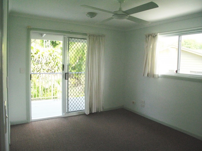 12 Hardy Street, Sunrise Beach QLD 4567