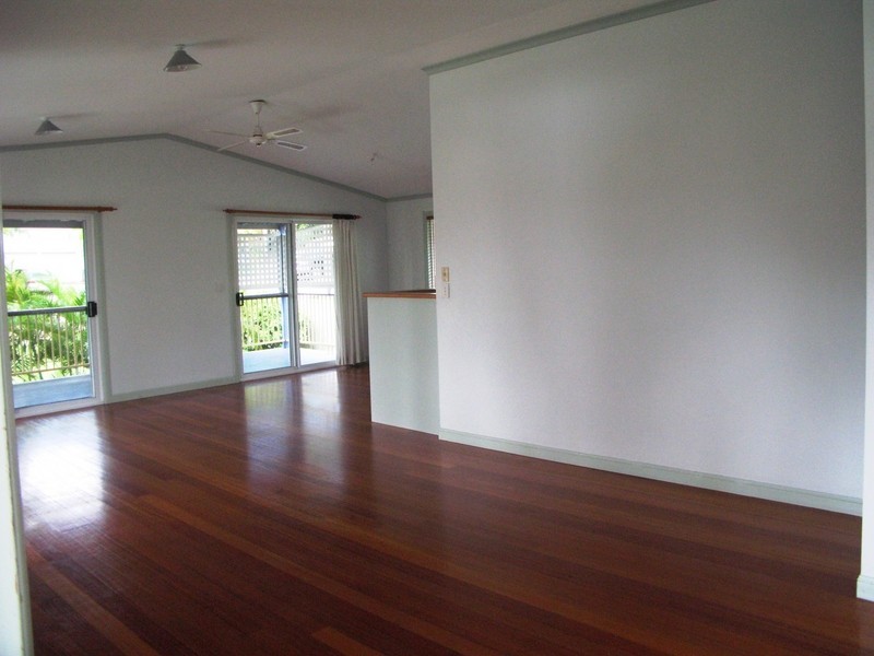 12 Hardy Street, Sunrise Beach QLD 4567