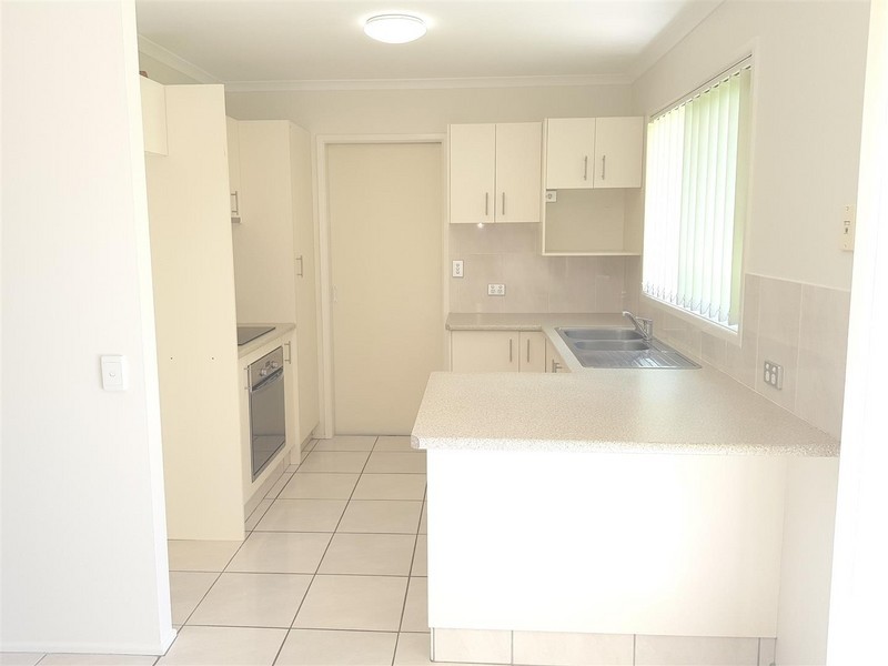 38 Dame Patti Drive, Sunrise Beach QLD 4567
