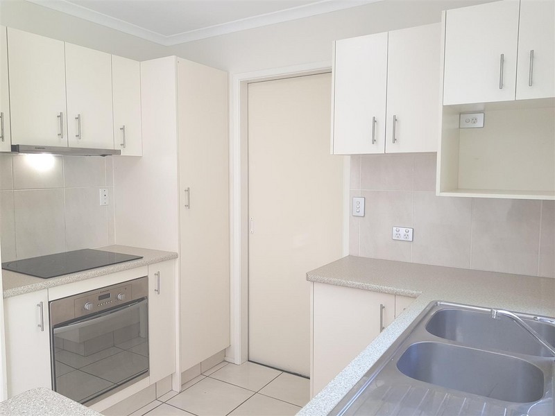 38 Dame Patti Drive, Sunrise Beach QLD 4567