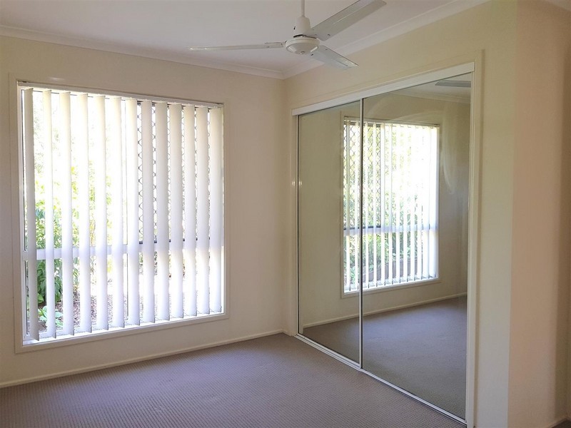 38 Dame Patti Drive, Sunrise Beach QLD 4567