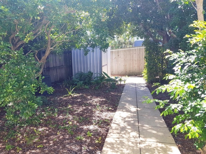 38 Dame Patti Drive, Sunrise Beach QLD 4567