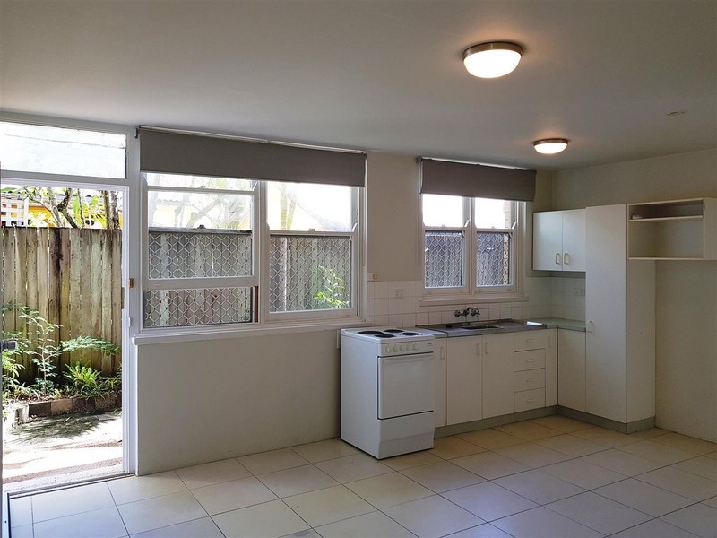2/18 William Street, Noosaville QLD 4566