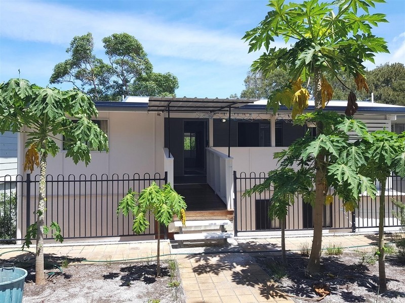 8 Cooloosa Street, Sunshine Beach QLD 4567