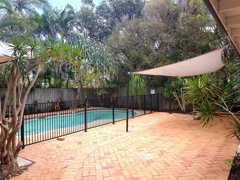 10 Weyba Street, Sunshine Beach QLD 4567