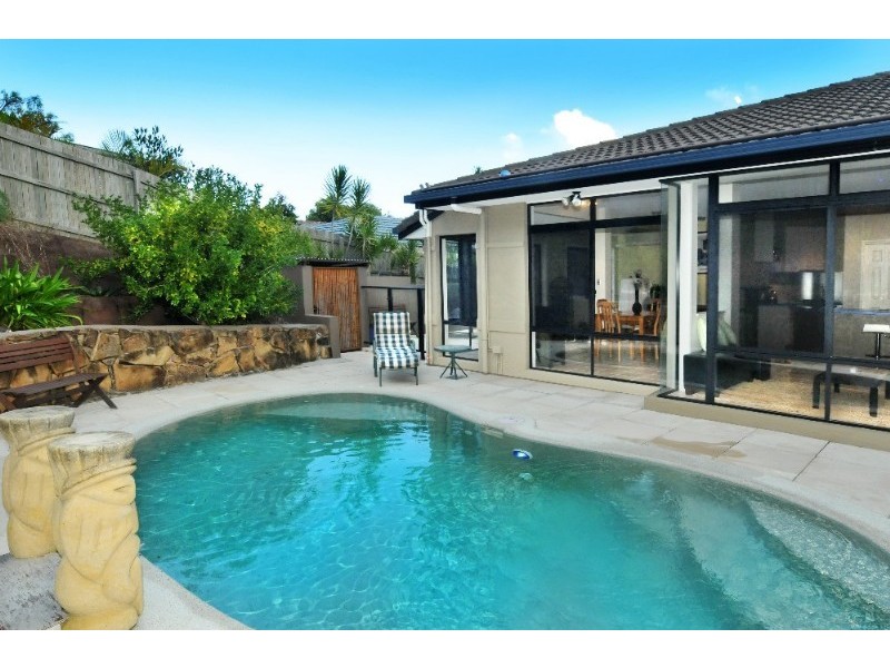 24 Driftwood Drive, Castaways Beach QLD 4567