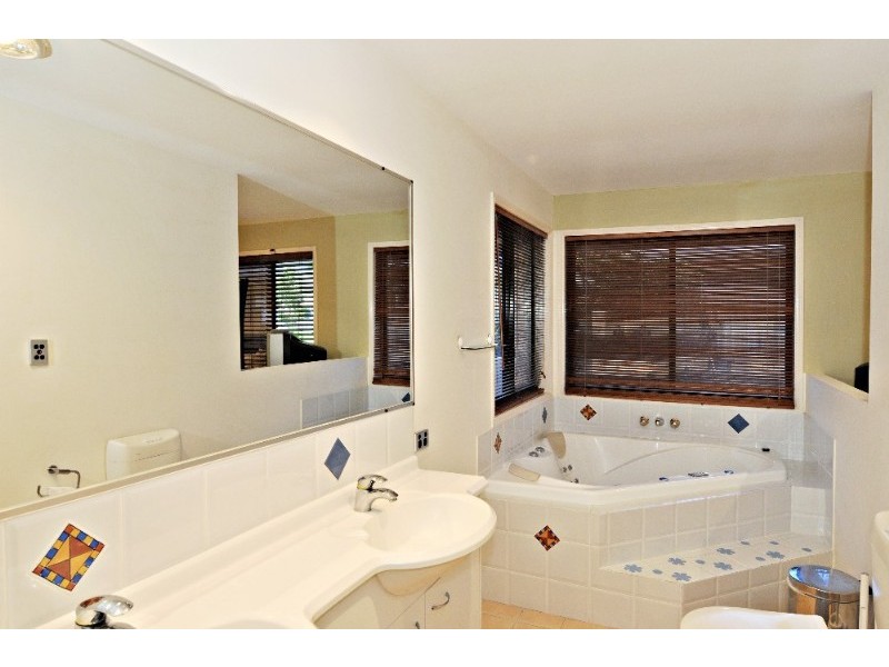 24 Driftwood Drive, Castaways Beach QLD 4567