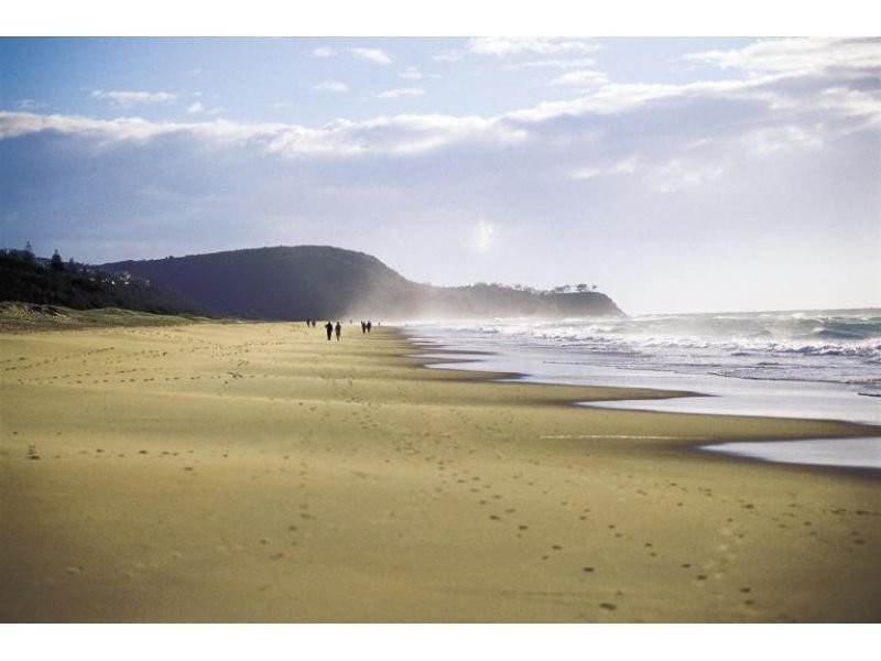 2/10 Margit Crescent, Sunrise Beach QLD 4567