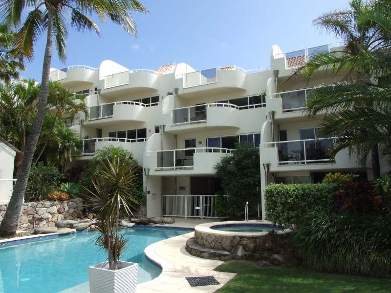 2/9 Pilchers Gap, Sunshine Beach QLD 4567