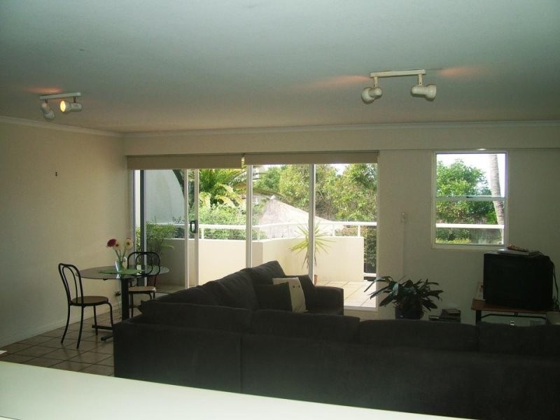 2/9 Pilchers Gap, Sunshine Beach QLD 4567