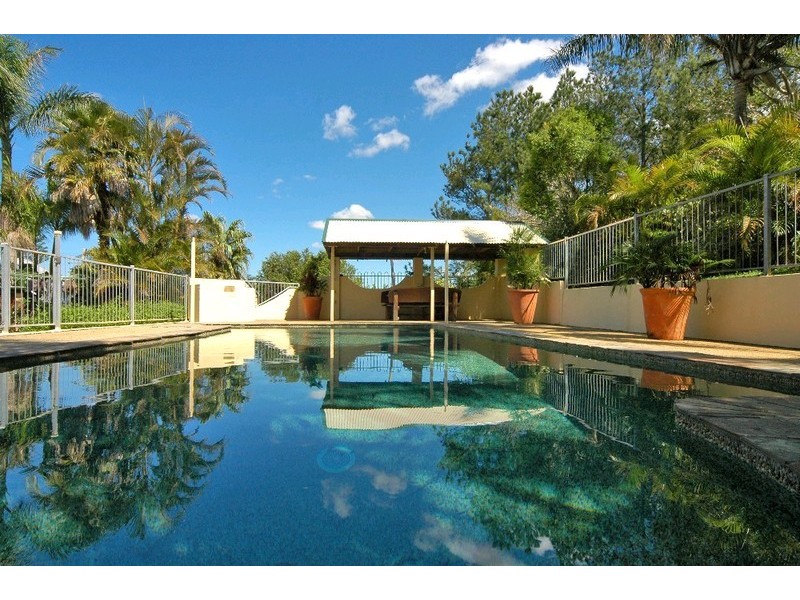 16 Hayward Road, Cooroy QLD 4563