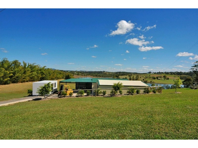 16 Hayward Road, Cooroy QLD 4563