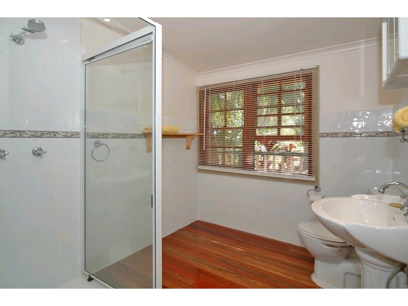 16 Hayward Road, Cooroy QLD 4563