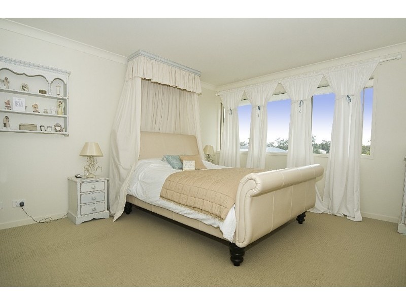 134 The Avenue, Peregian Springs QLD 4573