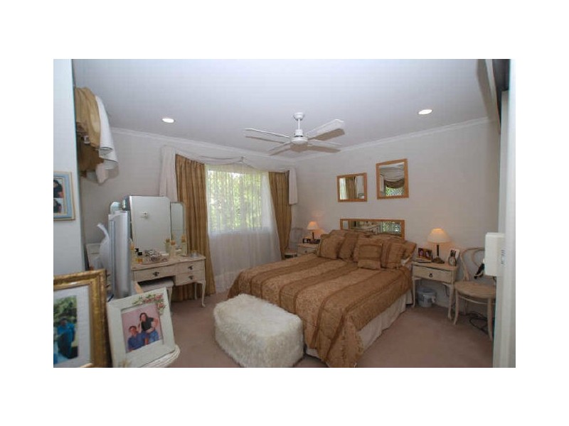 2/68 Southern Cross Parade, Sunrise Beach QLD 4567