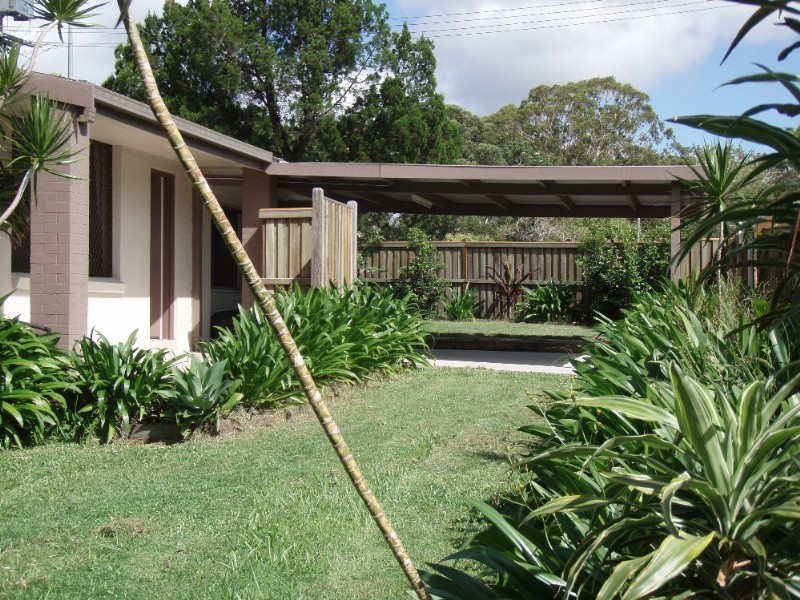 2 Ross Court, Tewantin QLD 4565