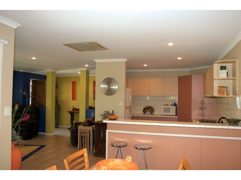 4 Perkins Place, Tewantin QLD 4565