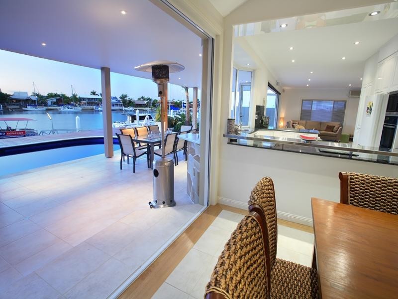 2 Oak Court, Minyama QLD 4575