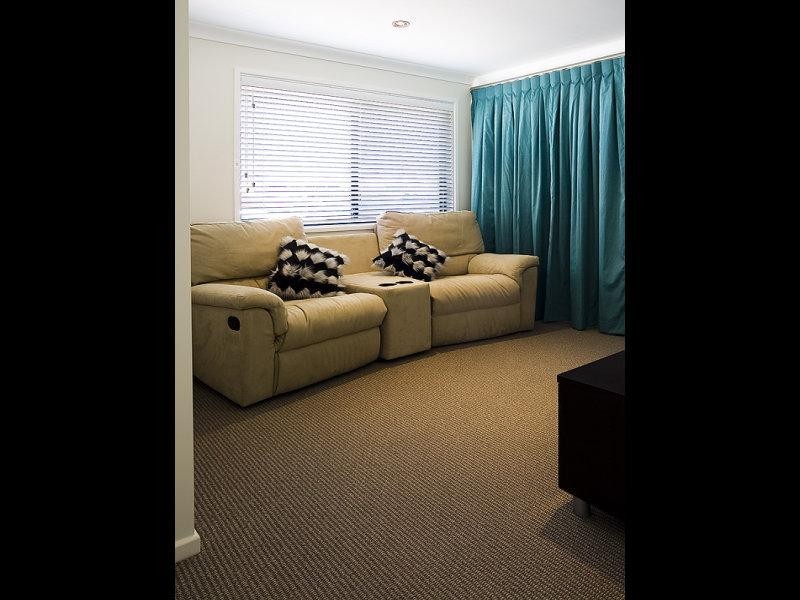 3 Columba Place, Pelican Waters QLD 4551