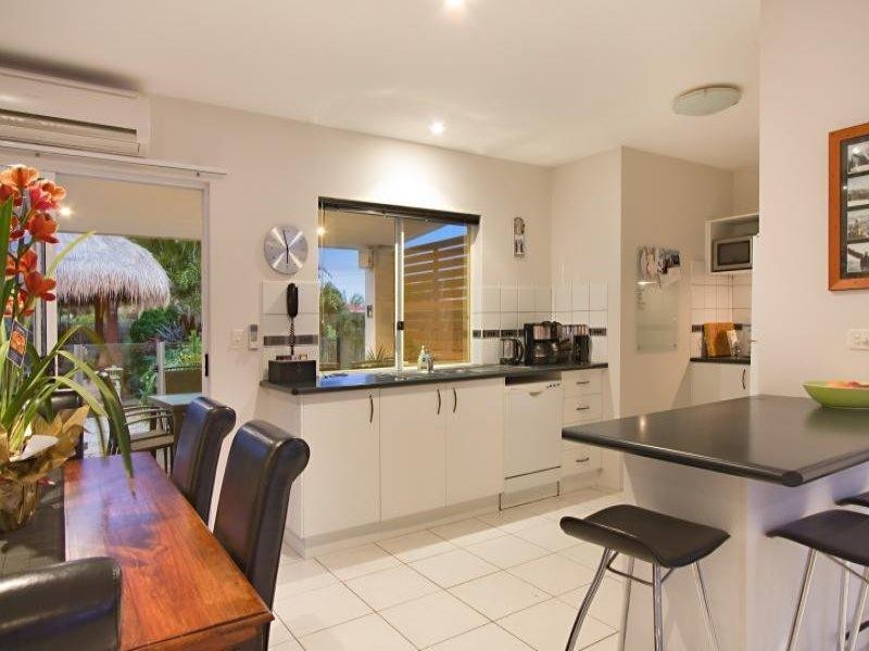 39 Sunbird Chase, Buddina QLD 4575