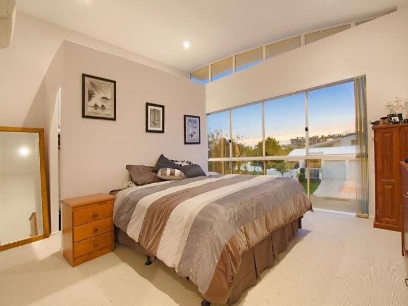 39 Sunbird Chase, Buddina QLD 4575