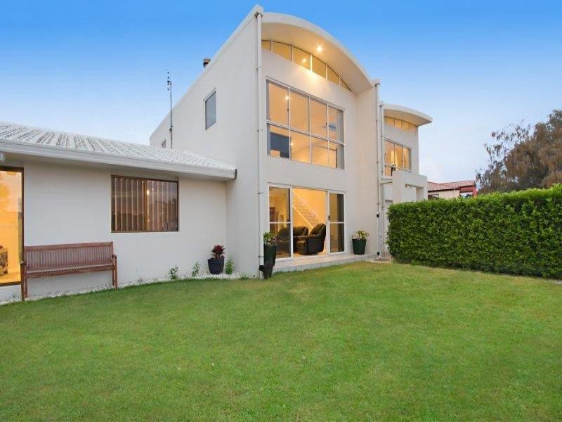 39 Sunbird Chase, Buddina QLD 4575