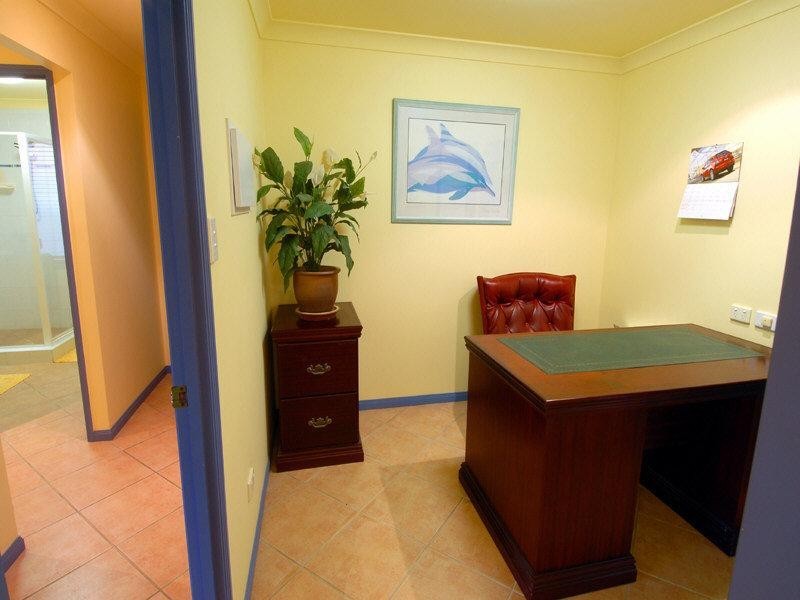 17 Oceanic Drive, Warana QLD 4575
