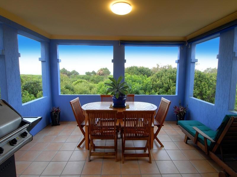 17 Oceanic Drive, Warana QLD 4575