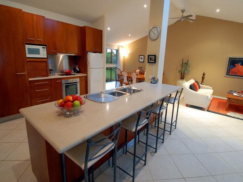 5 Adelong Crescent, Buddina QLD 4575