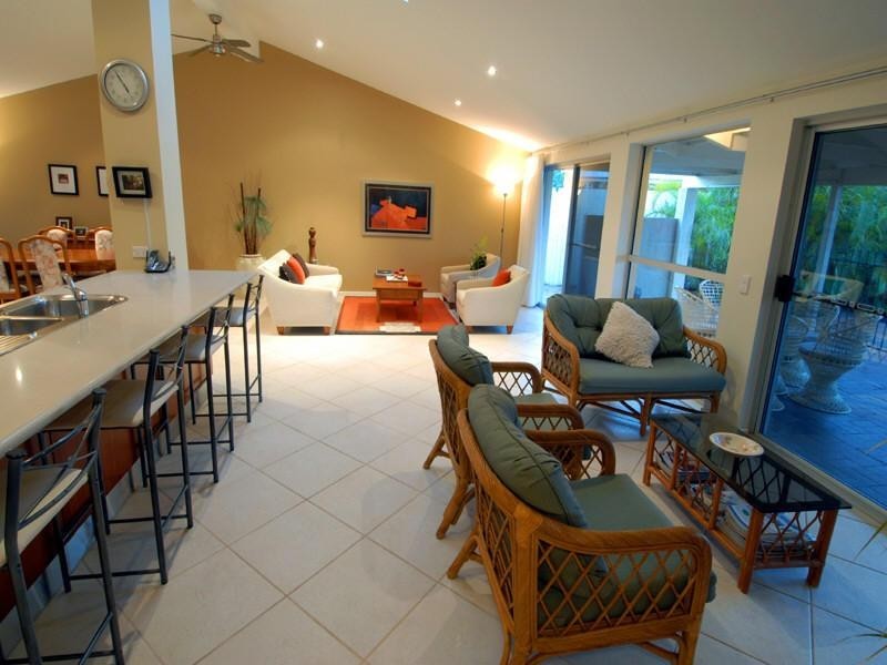 5 Adelong Crescent, Buddina QLD 4575