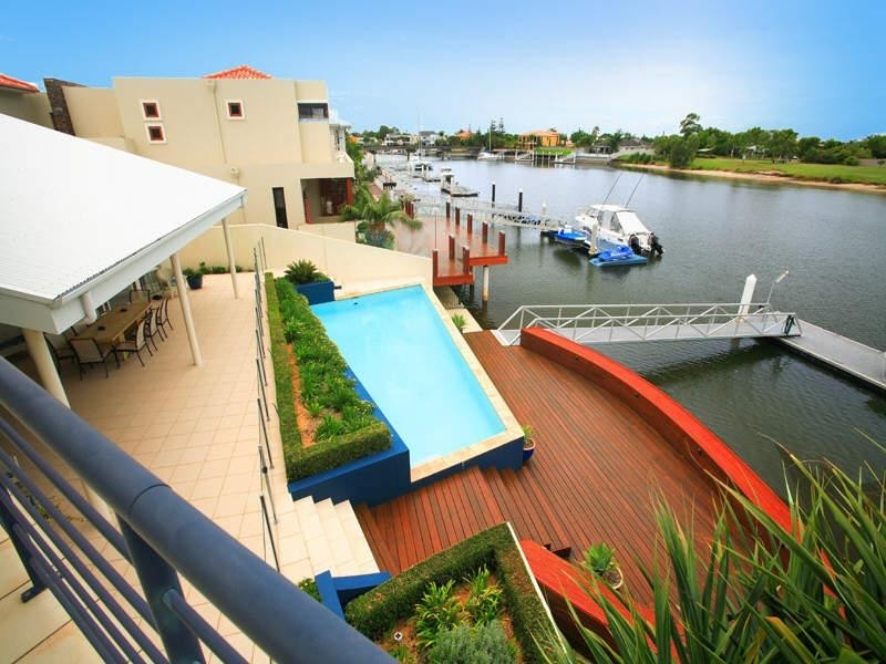 8 Mooloolah Island, Minyama QLD 4575