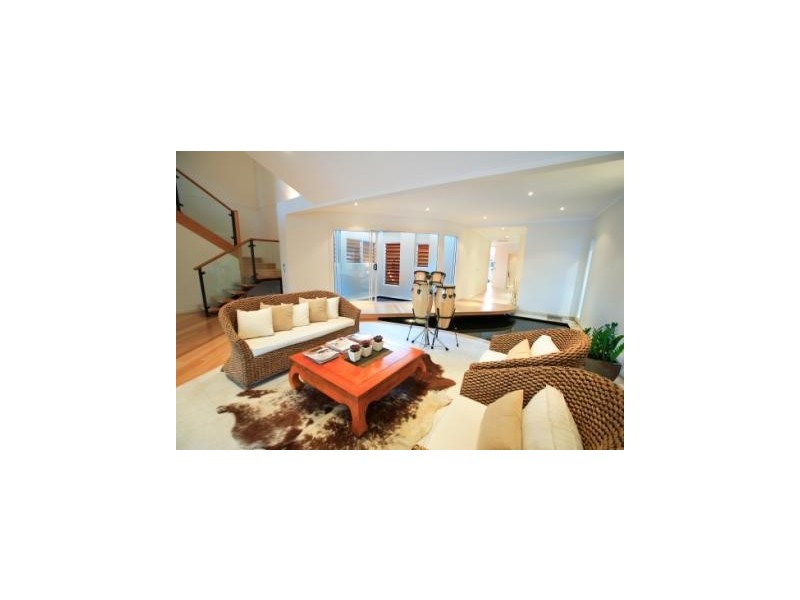 2 Oak Court, Minyama QLD 4575