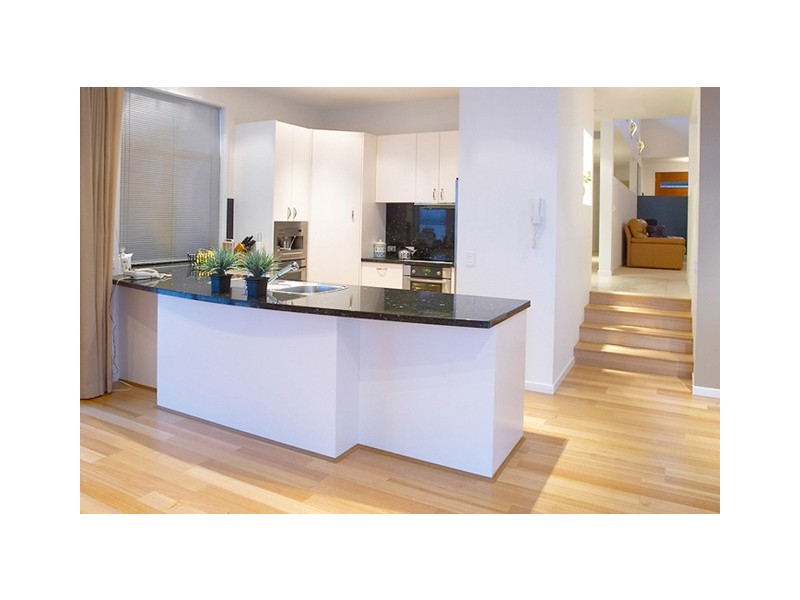 3 Reedlark Place, Parrearra QLD 4575