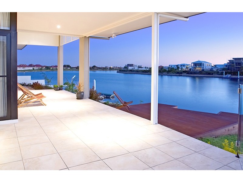 3 Reedlark Place, Parrearra QLD 4575