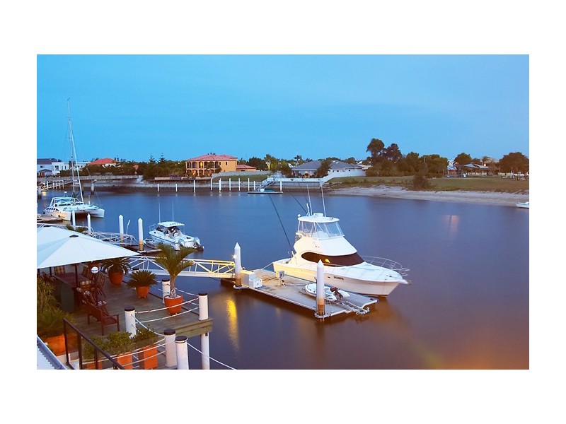 6 Mooloolah Island, Minyama QLD 4575