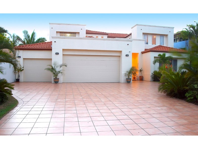 90 Mooloolah Drive, Minyama QLD 4575