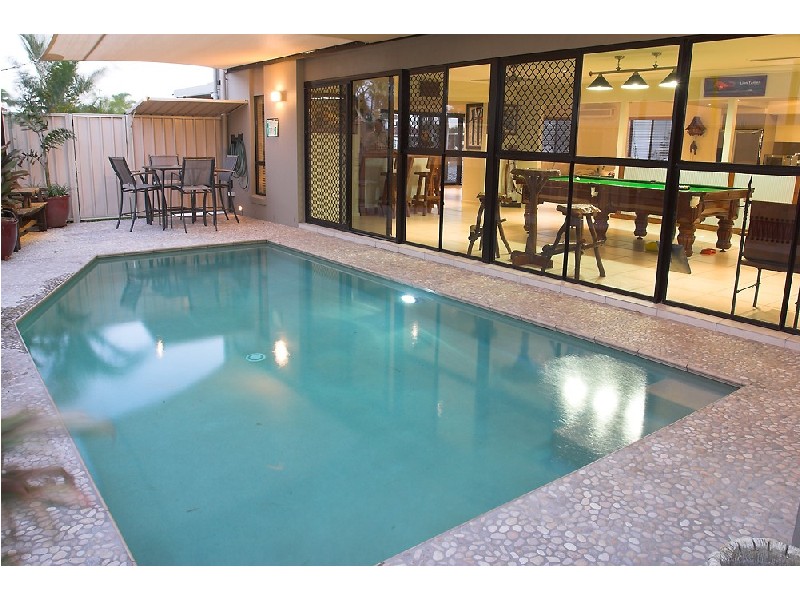 8 Adaluma Avenua, Buddina QLD 4575