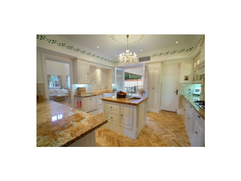 9 Akounah Crescent, Buddina QLD 4575