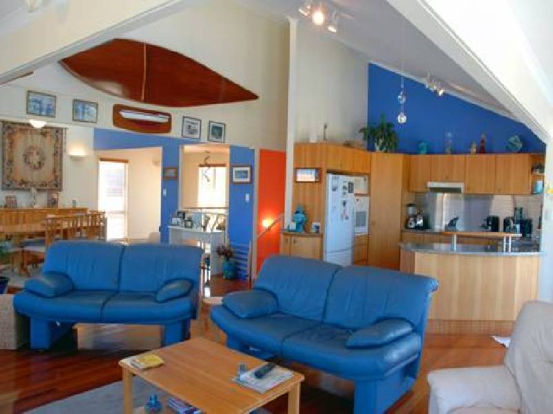 1 Bandalong Street, Buddina QLD 4575