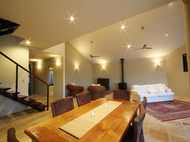 11 Bangalow Street, Minyama QLD 4575