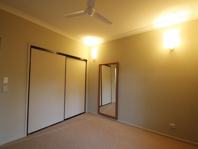 11 Bangalow Street, Minyama QLD 4575