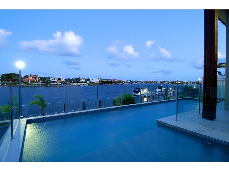 33 Barbuda Circuit, Parrearra QLD 4575