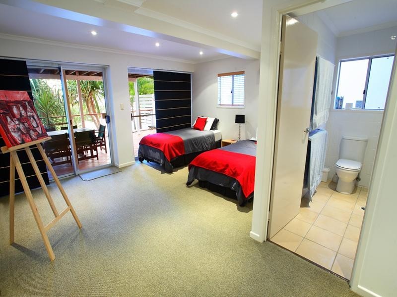 66 Buderim Avenue, Alexandra Headland QLD 4572