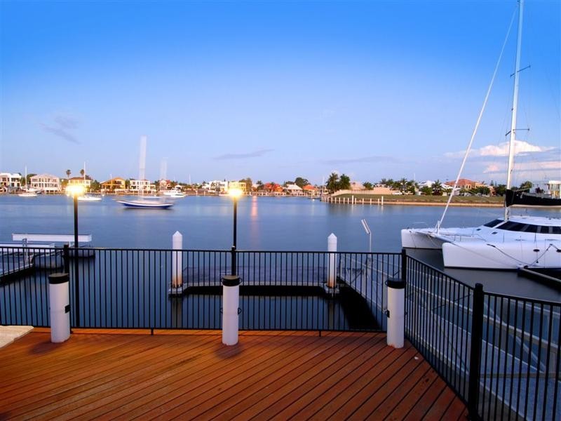 38 Carwoola Crescent, Mooloolaba QLD 4557