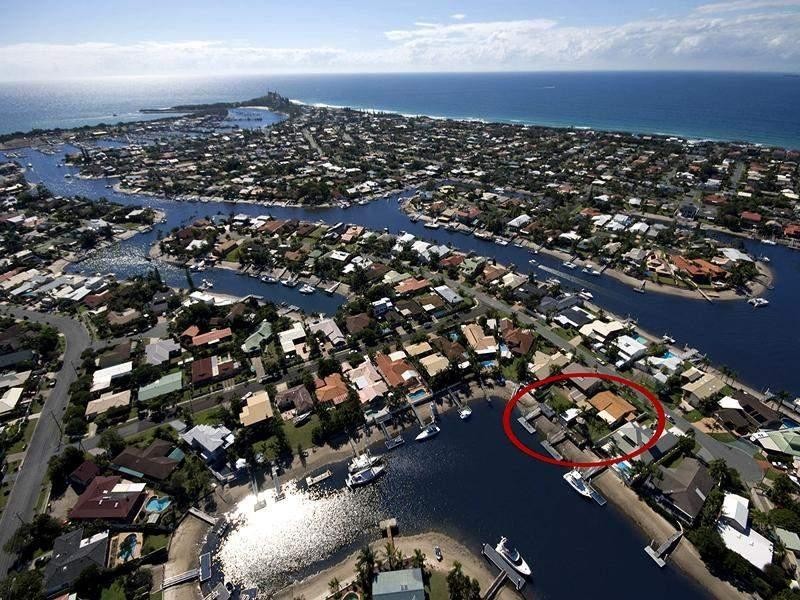 49 Coomaroo Crescent, Minyama QLD 4575