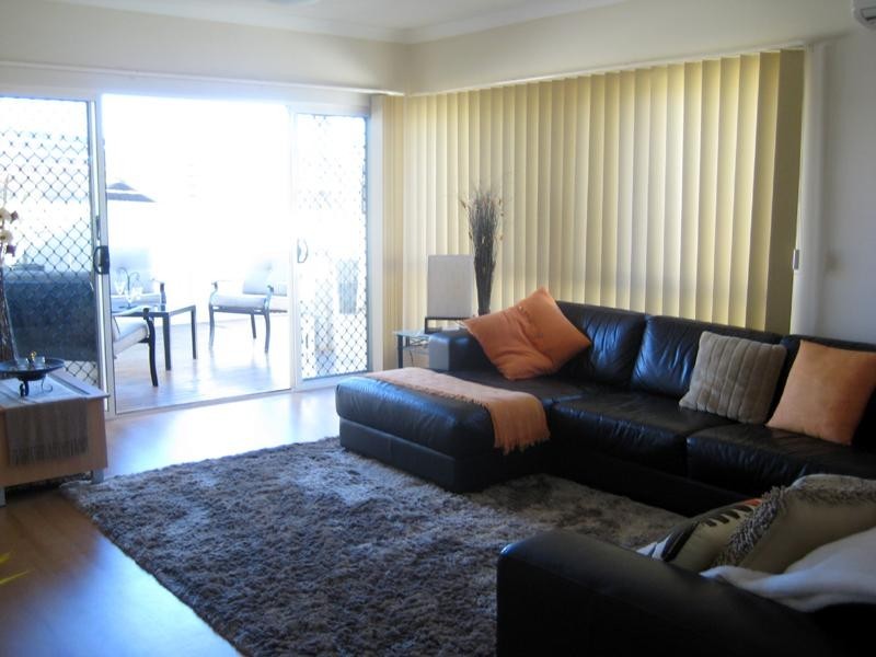 6 Corsica Court, Parrearra QLD 4575