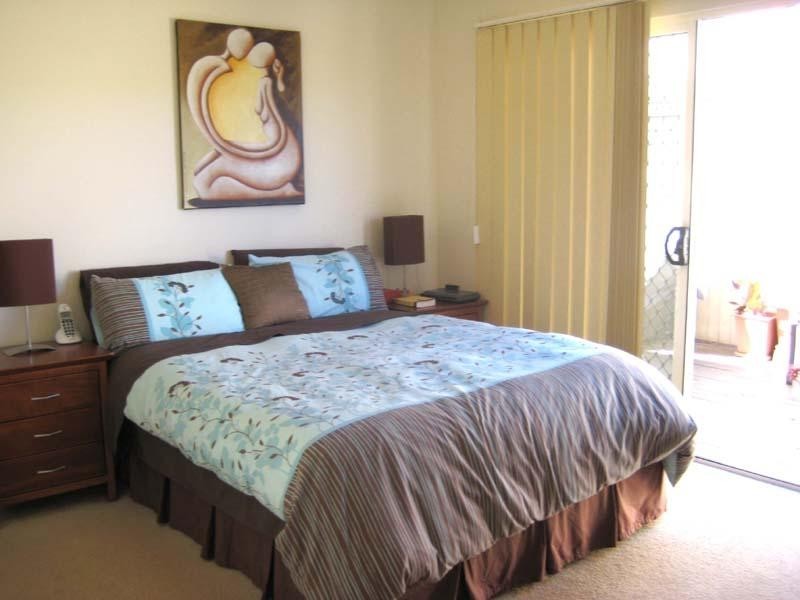 6 Corsica Court, Parrearra QLD 4575