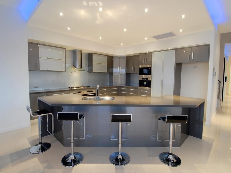 25 Cuba Court, Kawana Island QLD 4575