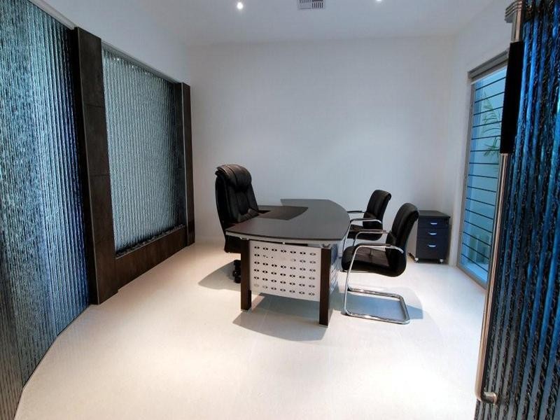 25 Cuba Court, Kawana Island QLD 4575